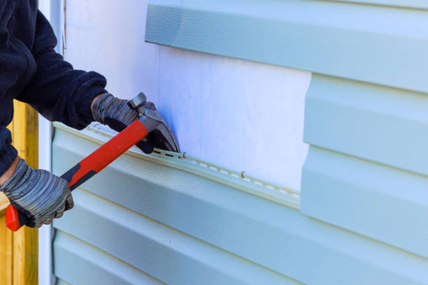 Reliable Emergency Siding Repair contractor in Lexington, WA by Squared Siding